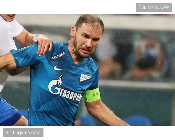 诺维奇降级后重整旗鼓，剑指重返英超之路