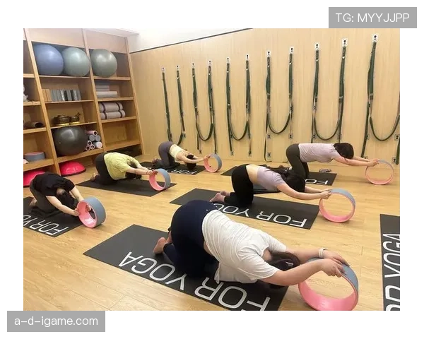 哈兰德瑜伽放松:球员身心平衡新方法备受关注 哈兰德瑜伽放松:球员身心平衡新方法备受关注